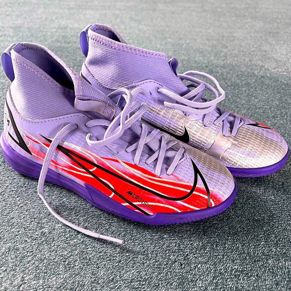 Nike Jr. Mercurial *Kylian Mbappé* indoor/turf shoes - Youth 2.5